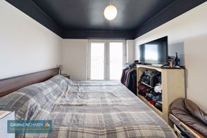 Bedroom- click for photo gallery